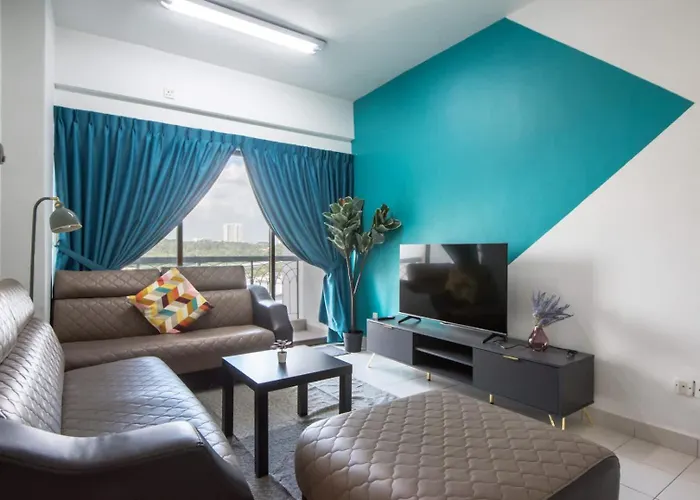 A Modern 3Br Home Near Danga Bay Free Parking