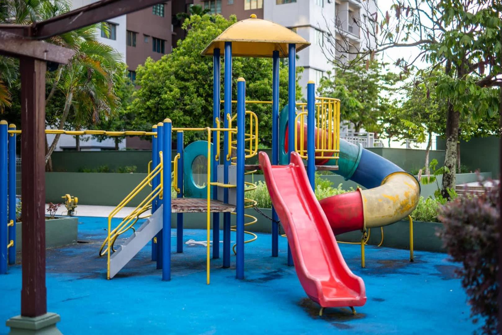 A Modern 3br Near Danga Bay Free Parking *